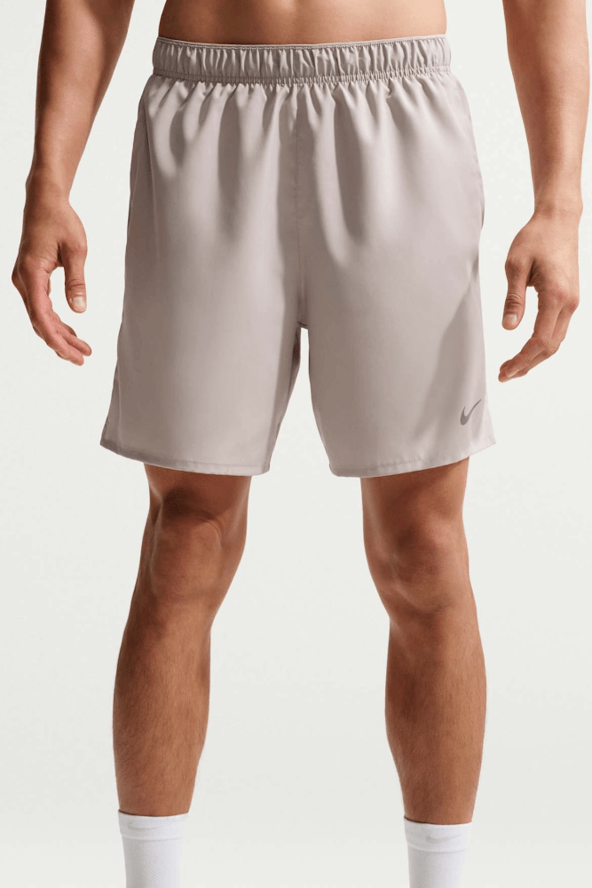 SHORTS NIKE CHALLENGER 7" CREME